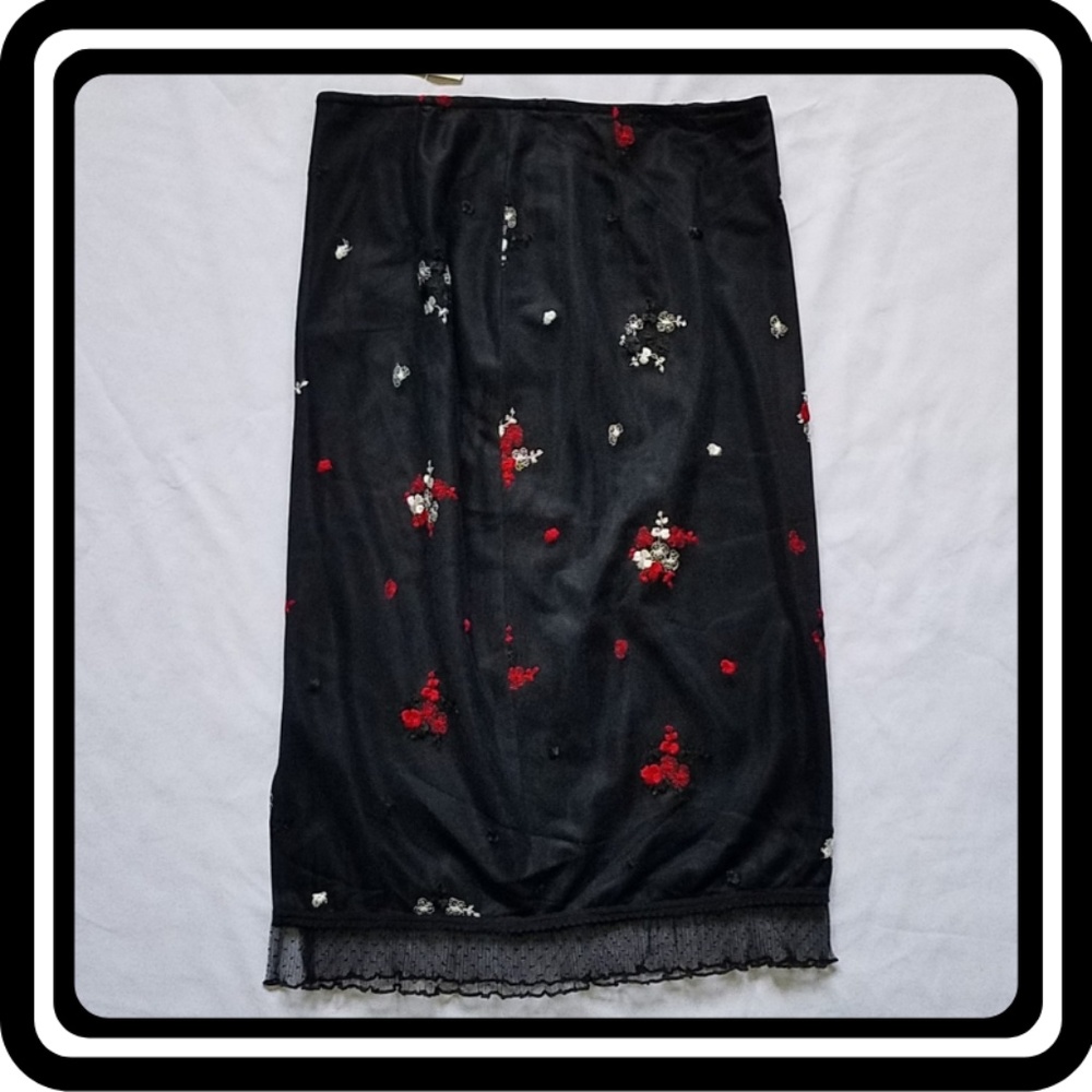 NWT Tempesta Gruppo Americano Black Lace Pencil sk